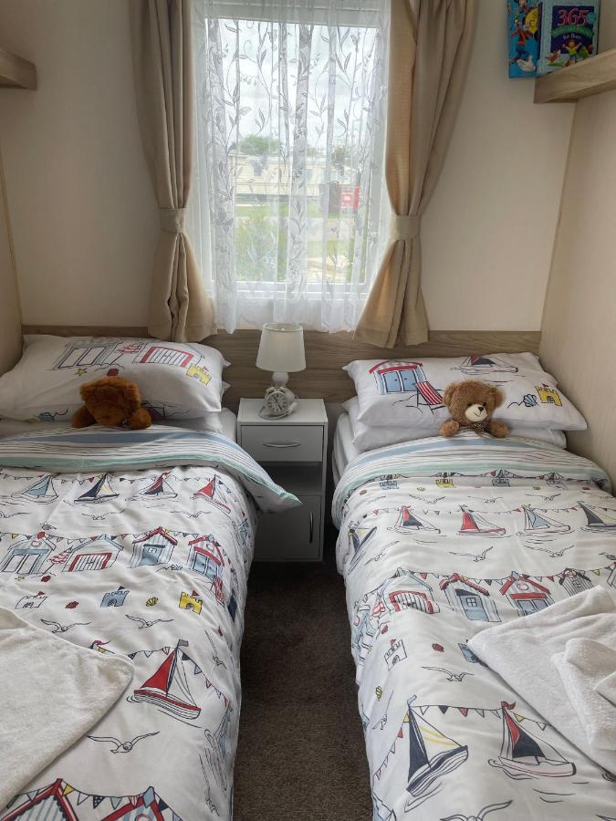 Parkdean Static Caravan On Cherry Tree Holiday Park Great Yarmouth Exterior foto